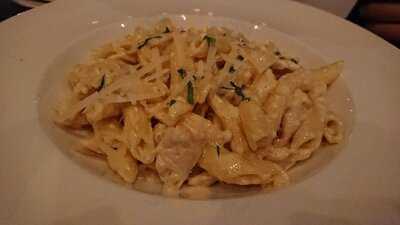 ‪the Press Club‬