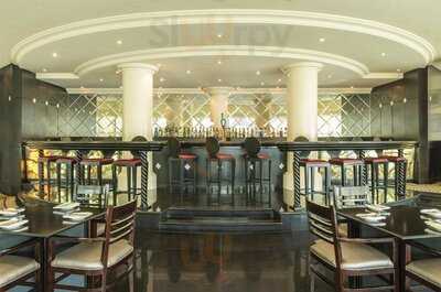 ‪the Press Club‬