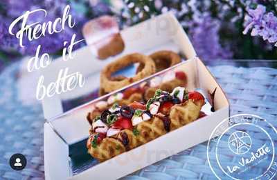 ‪lavedette Cafe‬