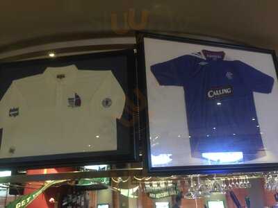 Centre Circle Live Music & Sports Bar