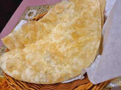 ‪little Hut Restaurant‬