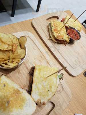 ‪the Carving Board Sandwiches‬