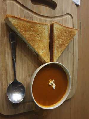 ‪the Carving Board Sandwiches‬