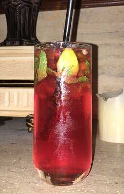 ‪wellington Steakhouse‬