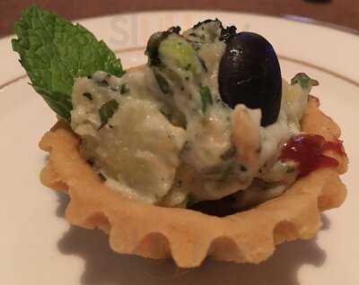 ‪wellington Steakhouse‬