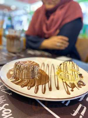 ‪the Choco Monarch‬