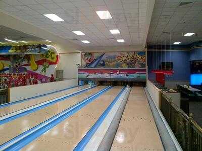 ‪chuck E Cheese's‬