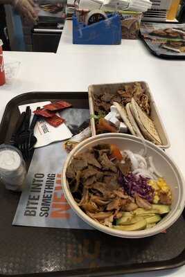 ‪doner And Gyros‬