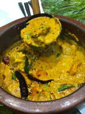 ‪naadan Adukkala‬