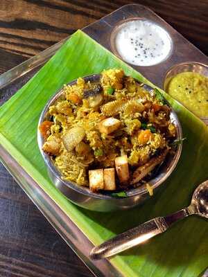 ‪sri Aiswariya Vegeterian Restaurant‬