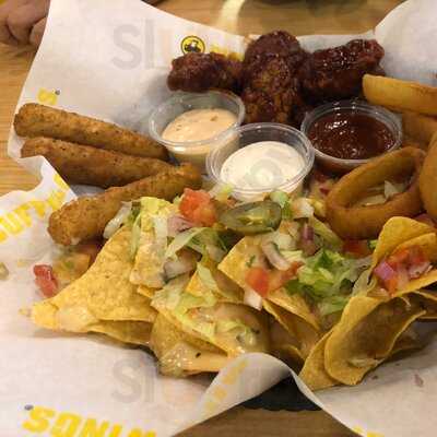 ‪buffalo Wild Wings‬