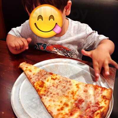 ‪russo's New York Pizzeria‬