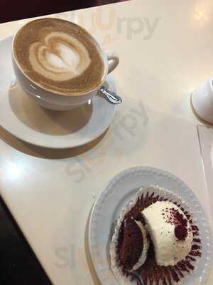 ‪the Hummingbird Bakery‬