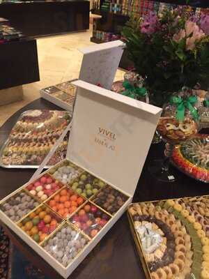 ‪vivel Patisserie‬