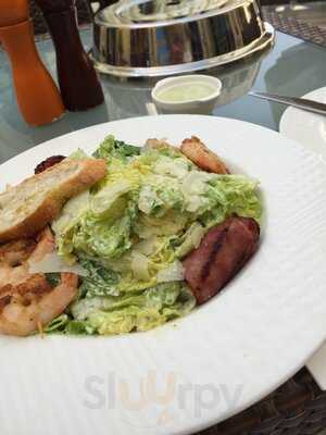 ‪skyline Pool Bar‬