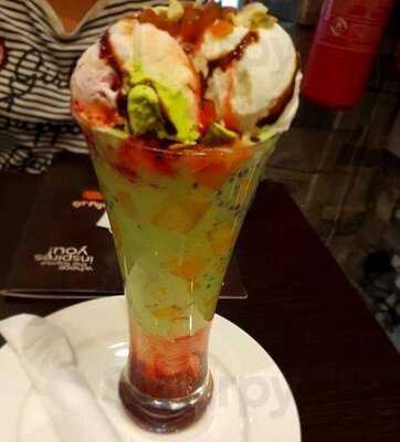 ‪fresh Bites Restaurant‬