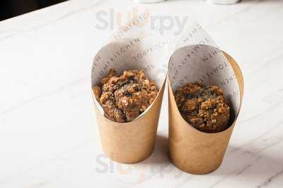 ‪tom's Kitchen Deli‬