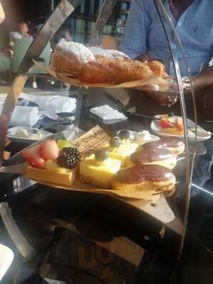 ‪crystal Lounge‬