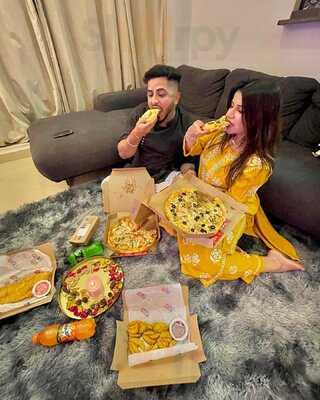 ‪domino's Pizza‬