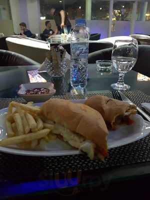 ‪bubble Cafe & Restaurant‬