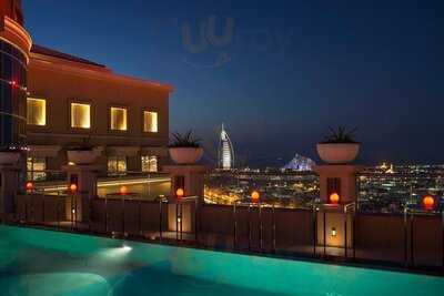 ‪sanctuary Lounge‬