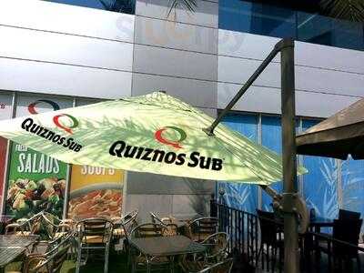‪quiznos Subs‬