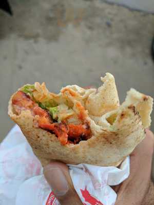 ‪eat & Drink Restaurant‬