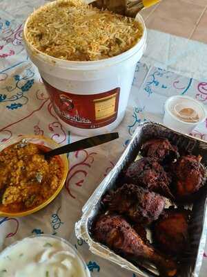 ‪ss Bucket Biryani‬