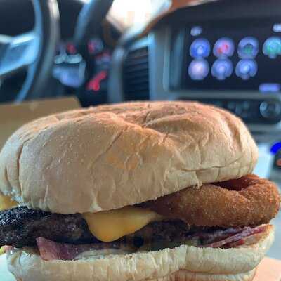 ‪uptown Mirdif Pizza‬