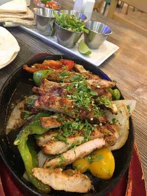 ‪cafe Havana Umm Suqeim‬