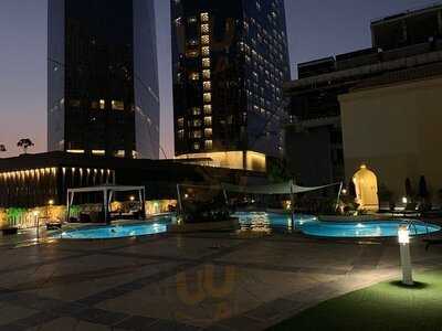 ‪mövenpick Pool Bar & Lounge‬