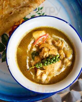 ‪fat Aunt's Dubai‬