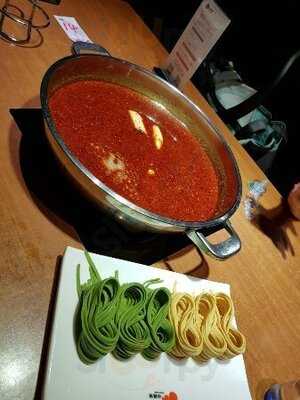 ‪xiao Wei Yang Mongolian Hot Pot ( Little Lamb )‬