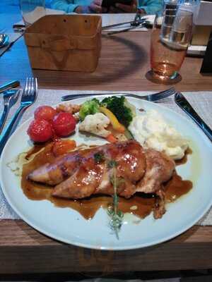 ‪larder Restaurant‬