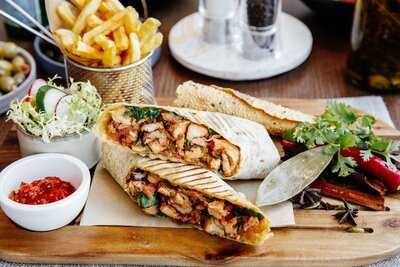 ‪larder Restaurant‬