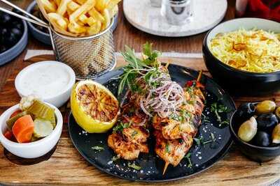 ‪larder Restaurant‬