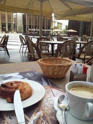 ‪furnil De Pierre‬