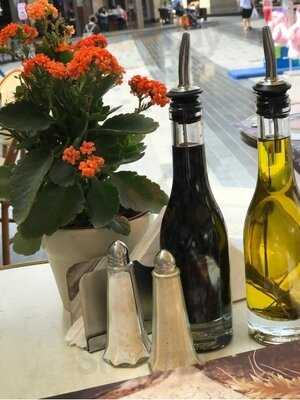 ‪furnil De Pierre‬