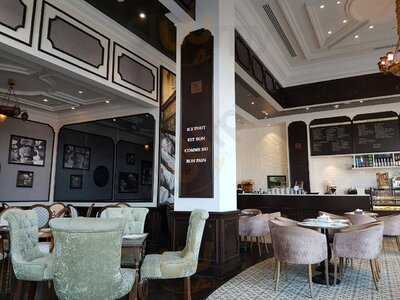 ‪furnil De Pierre‬