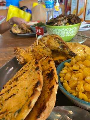 ‪nando's Dubai Festival City Mall‬