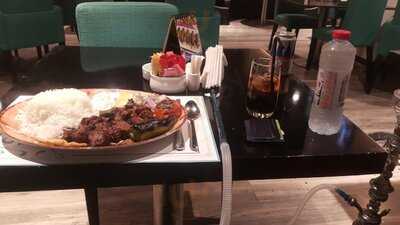 ‪new Midnight Restaurant And Cafe‬