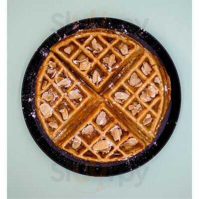 ‪vego Cafe & Confectionary‬