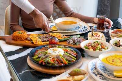 مطعم بوسبورس مردف سيتي سنتر