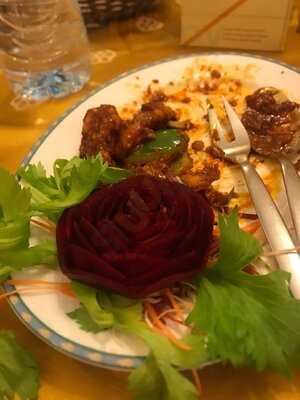 ‪ceasars Restaurant & Confectionery‬