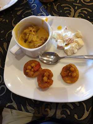 ‪pak Ghazi Restaurant & Sweets‬