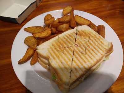 ‪knights Bridge And London‬