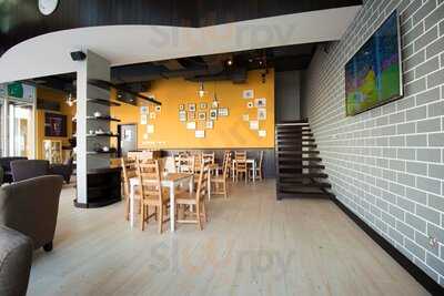 ‪jus T Cafe & Restaurant‬