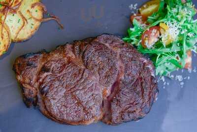 ‪silk N Spice Restaurant‬