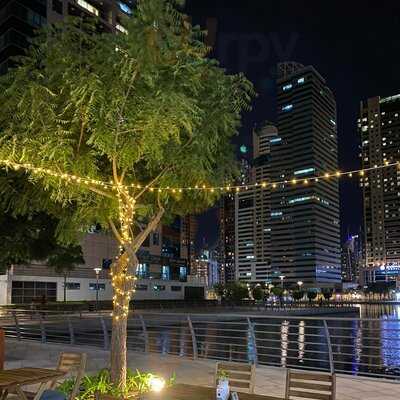 ‪the Hummus House‬