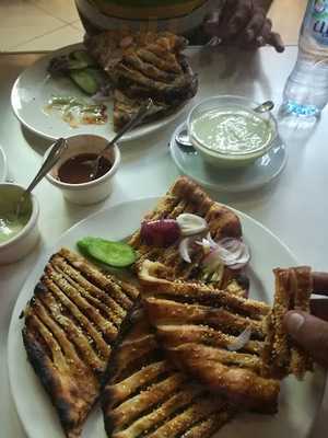 ‪chicken Tikka Inn‬